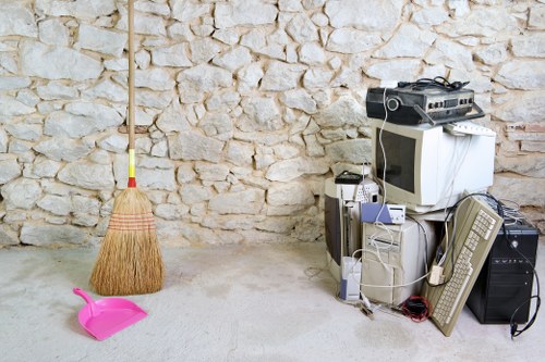 Professional home clearance team in Kenton
